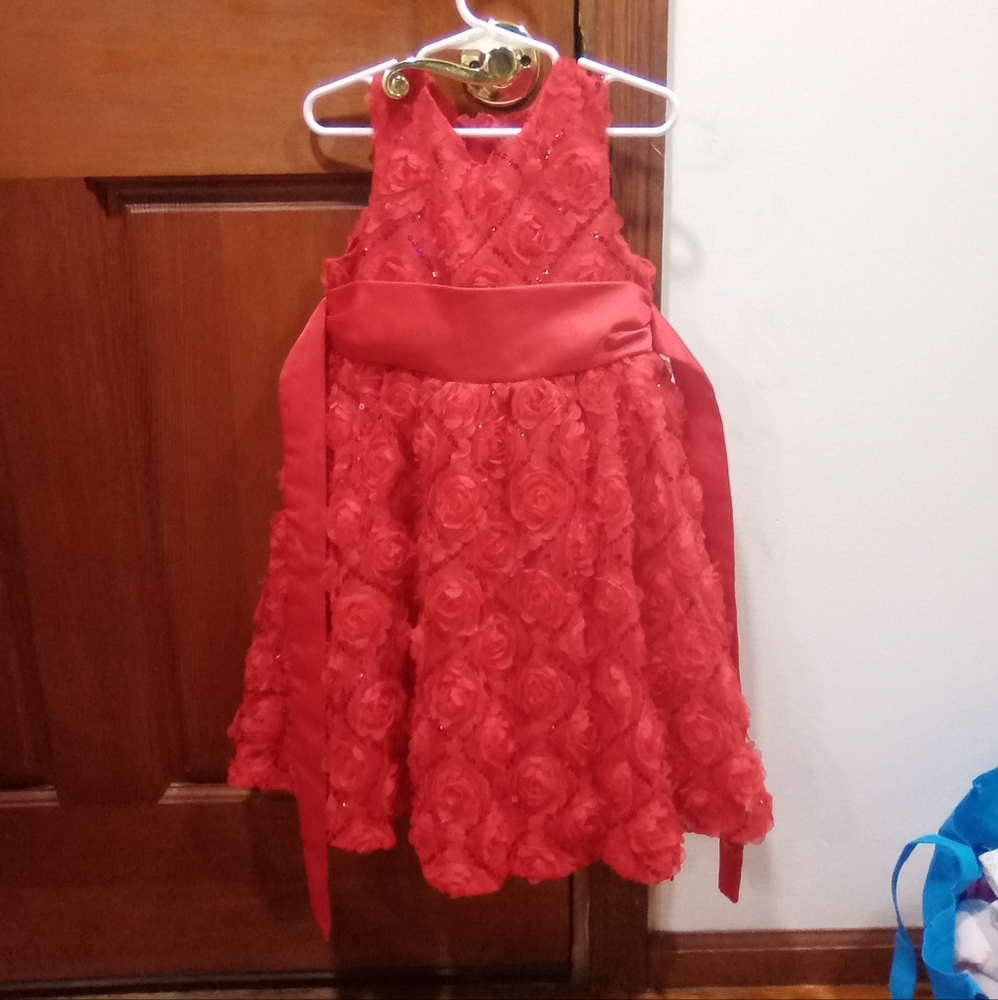 Girls dress